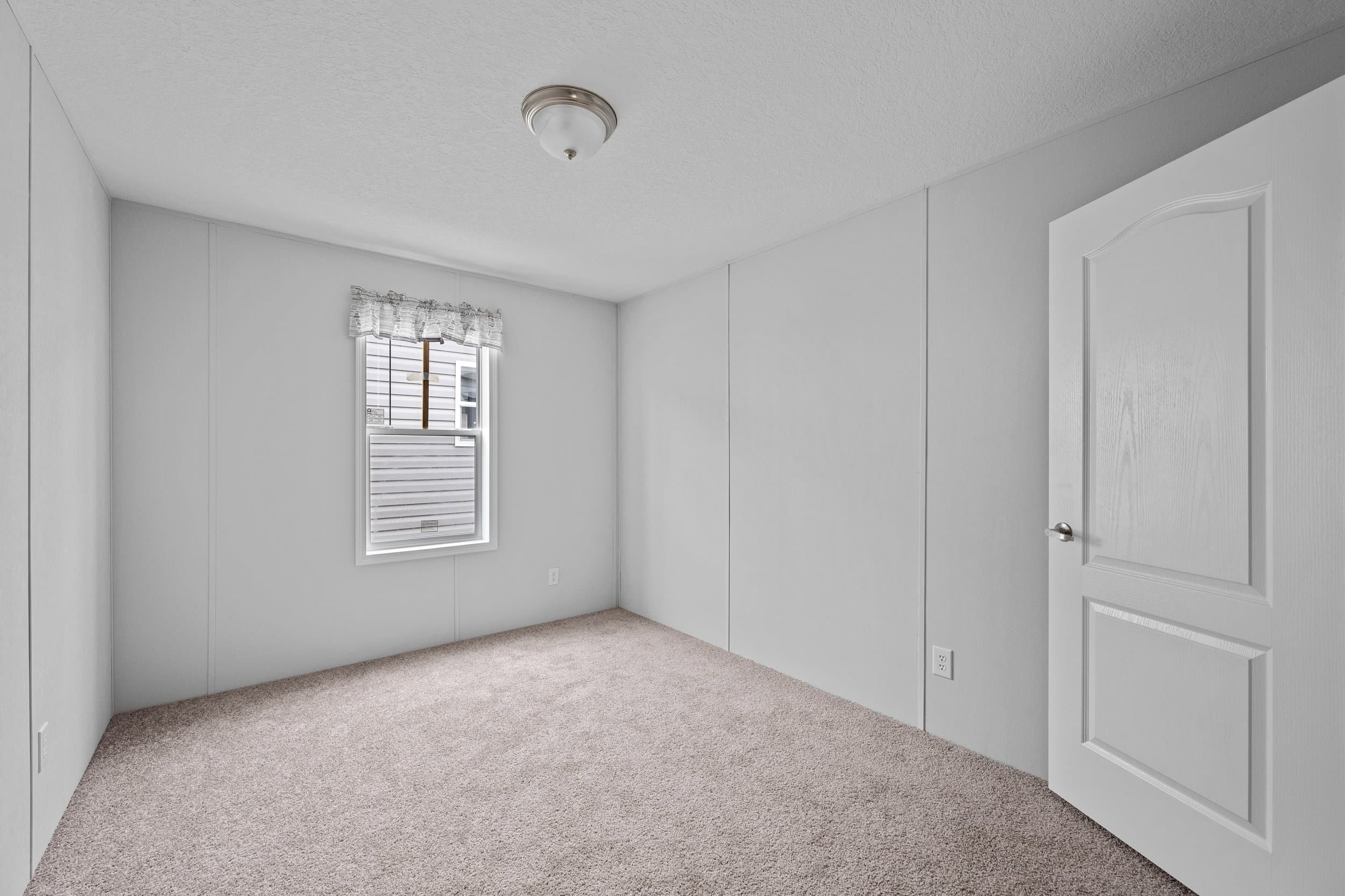 Venice w/study bedroom home features