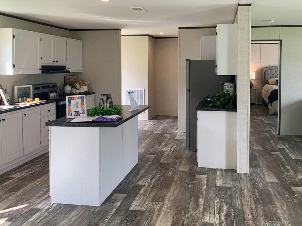 Woolwine kitchen home features