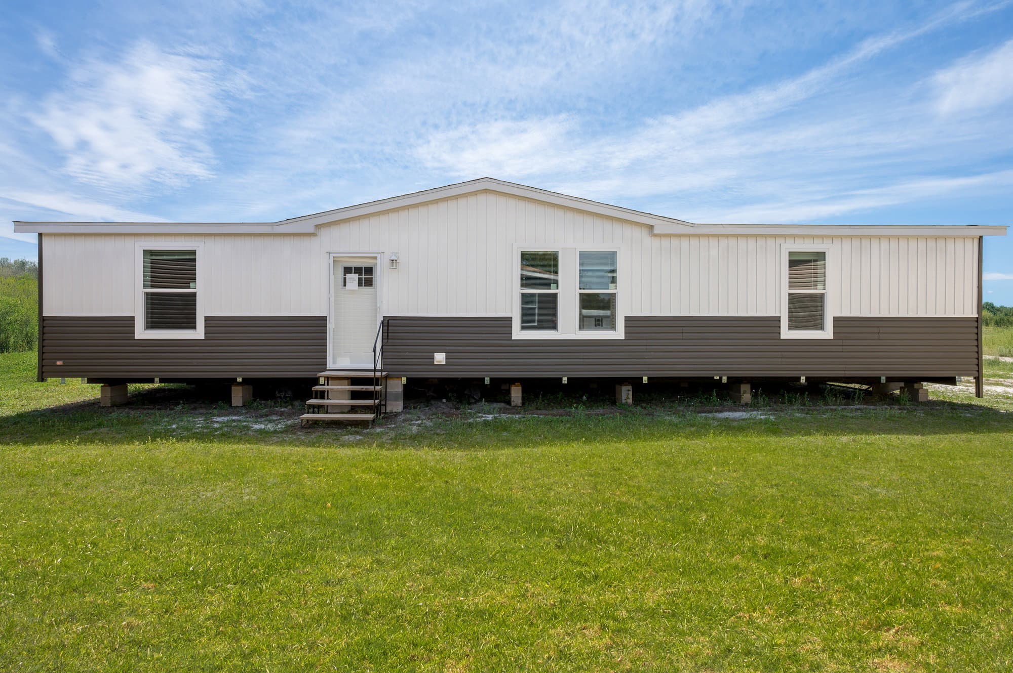 Palmetto exterior and elevation home features