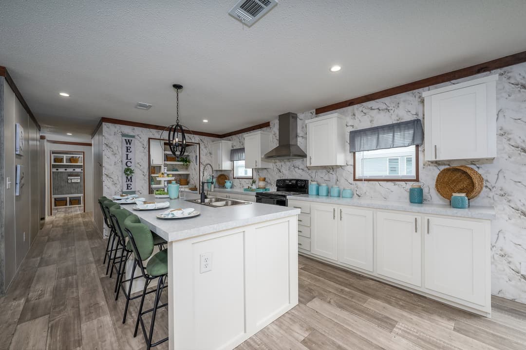 Madison kitchen and hero home features