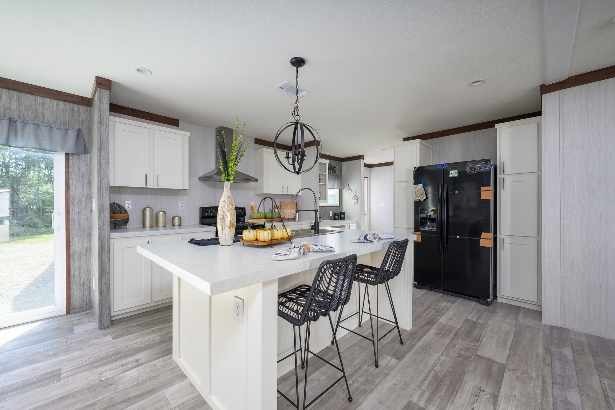 Blitz kitchen and hero home features