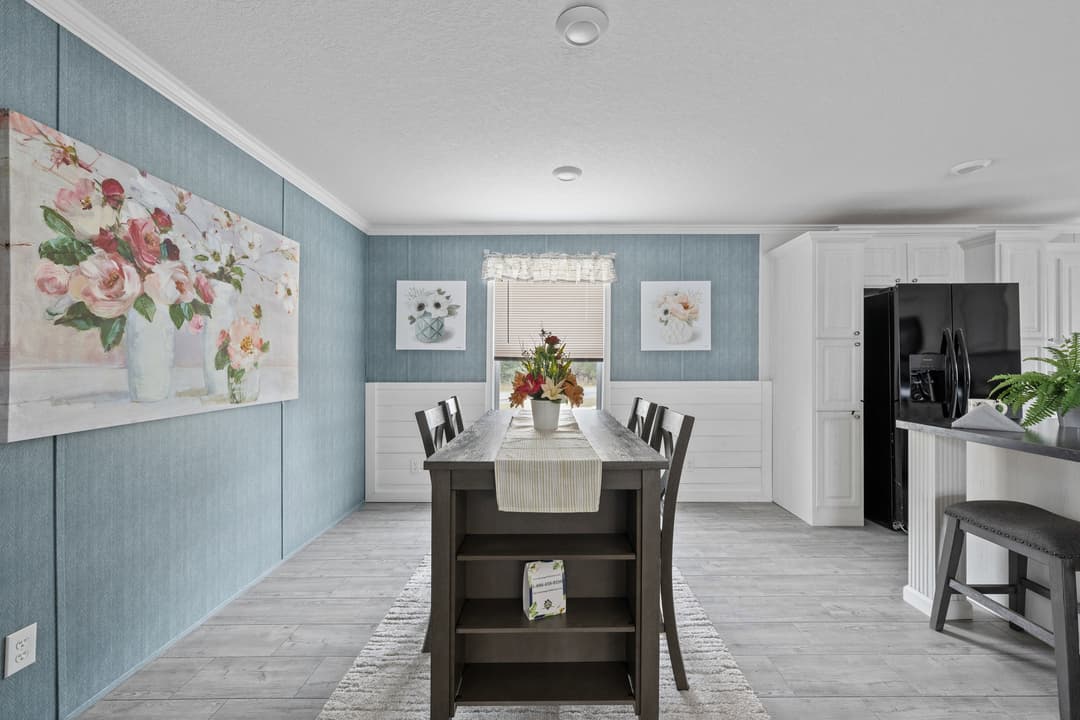 Venice w/study interior home features