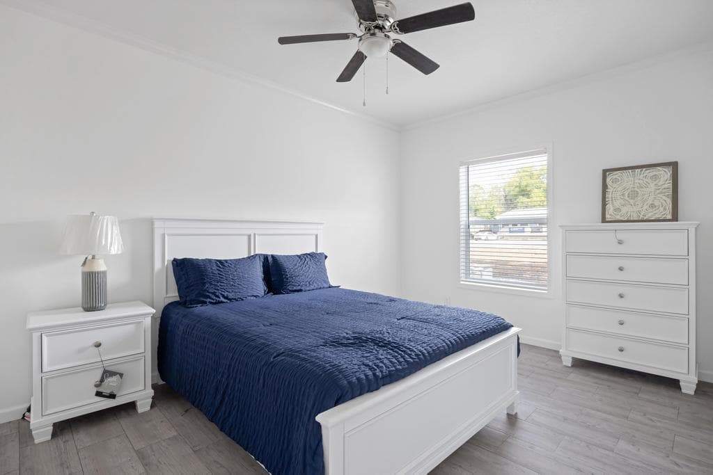 The amethyst  home features