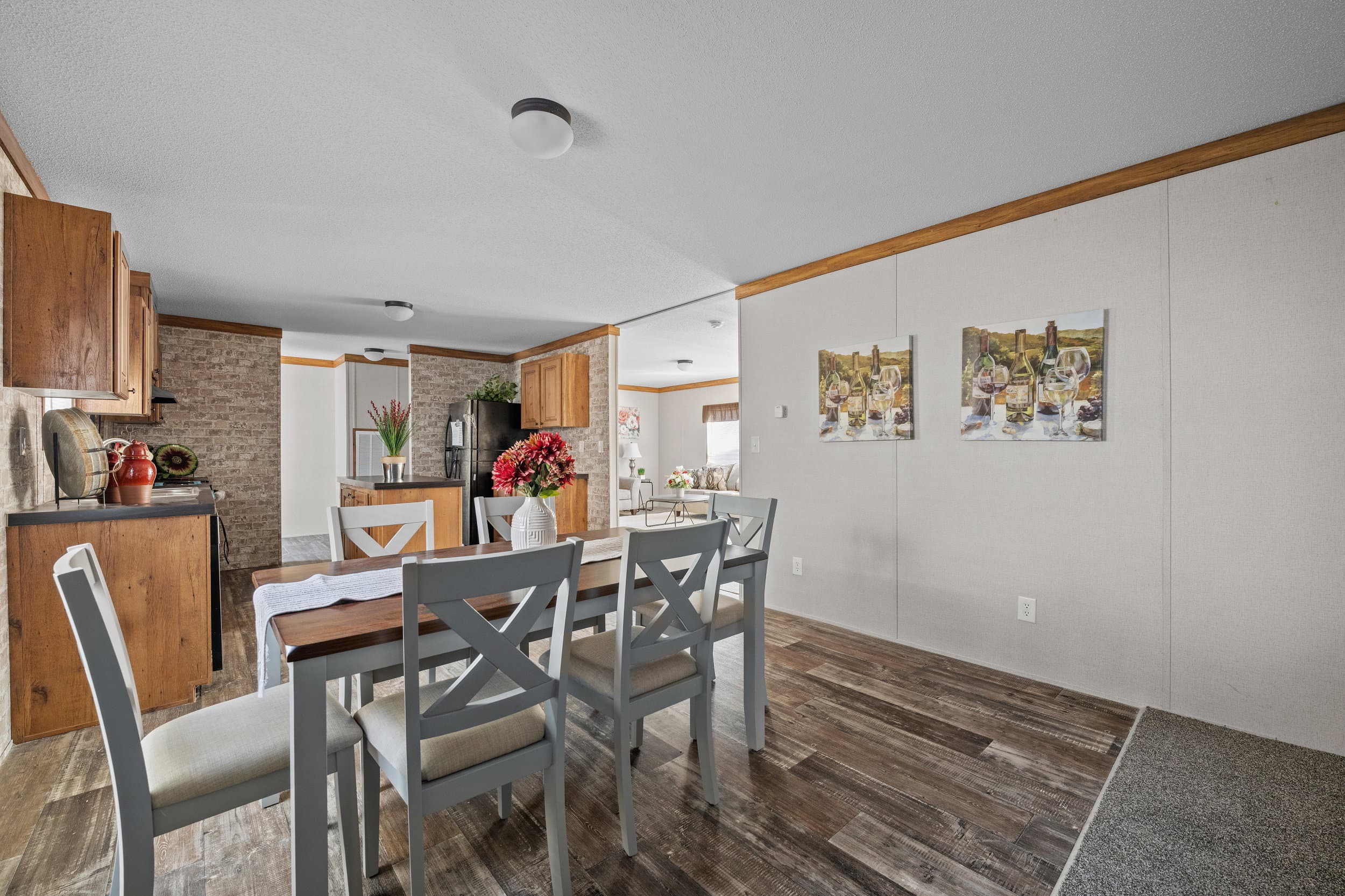 Gunner interior home features