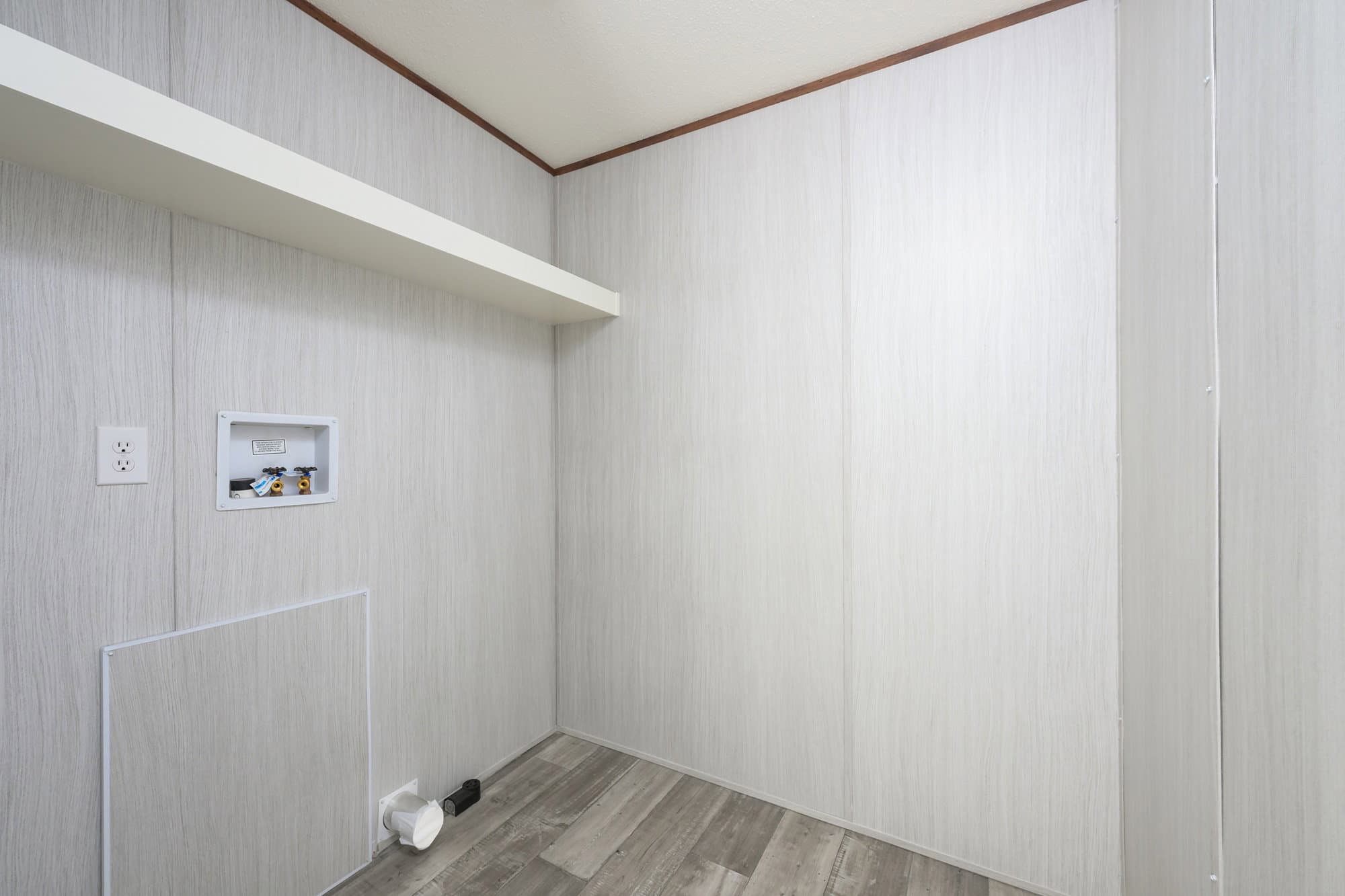 Blitz interior home features