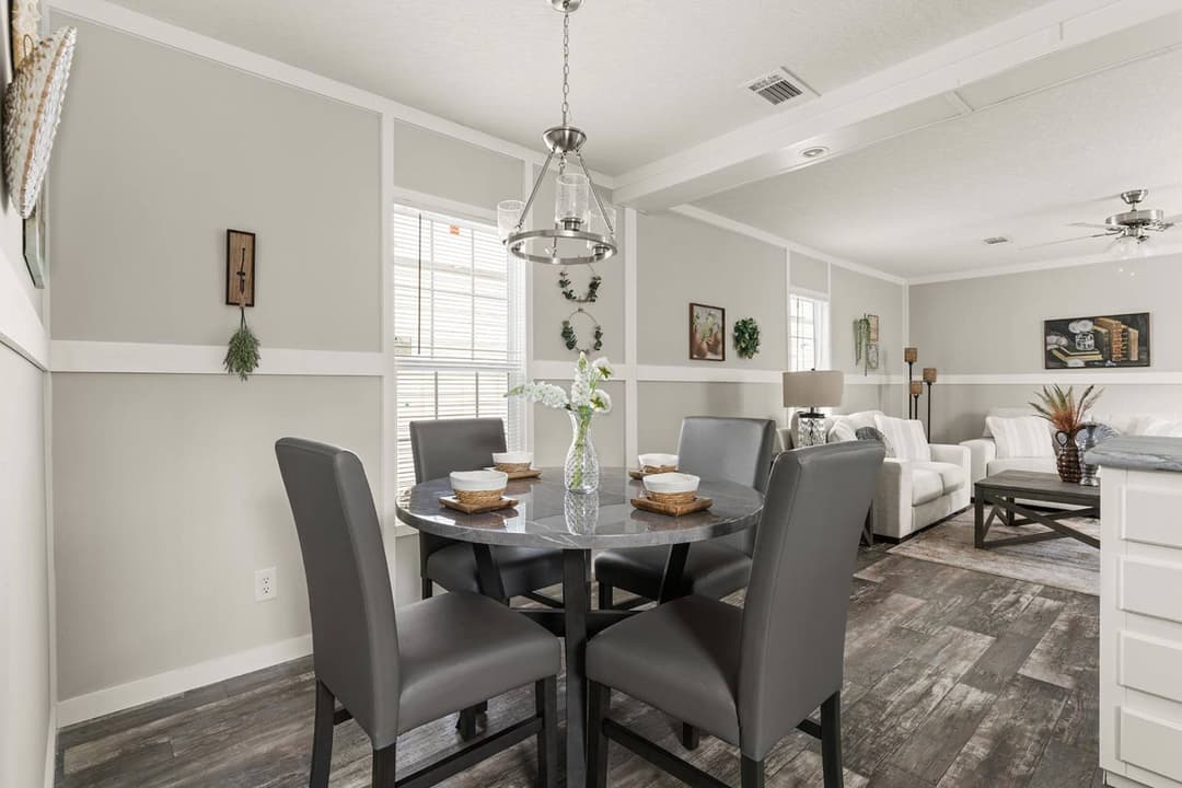 Grand slam 1676401 interior home features