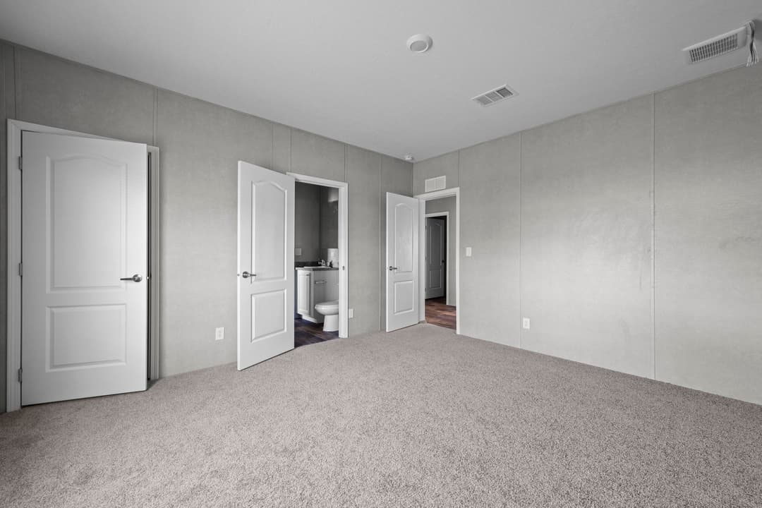 Keaton w/activity room bedroom home features