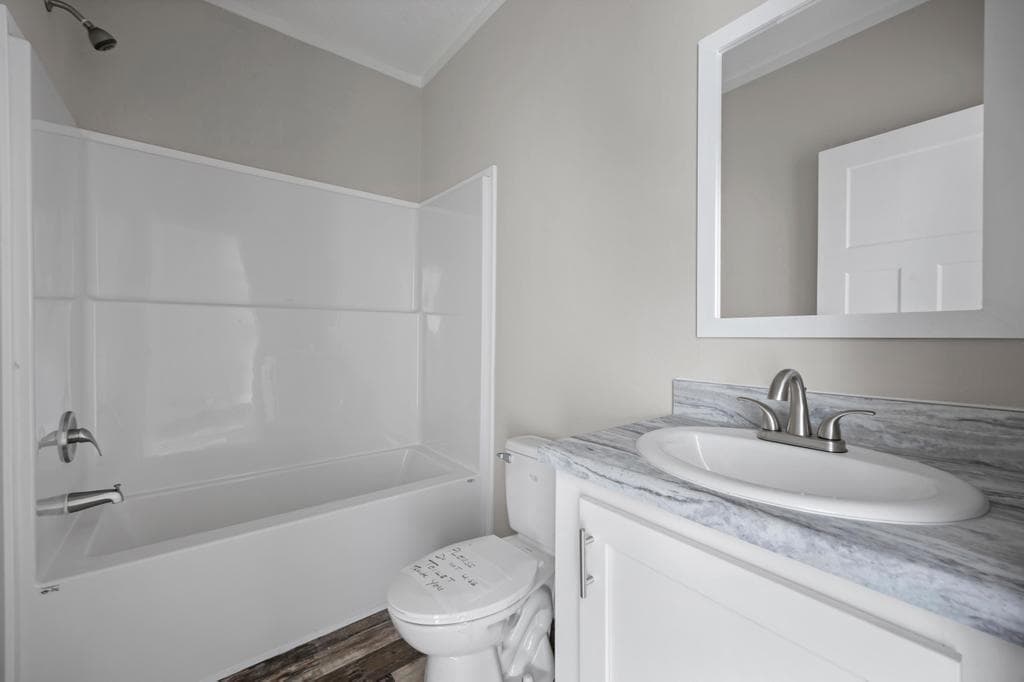 The pearl  home features