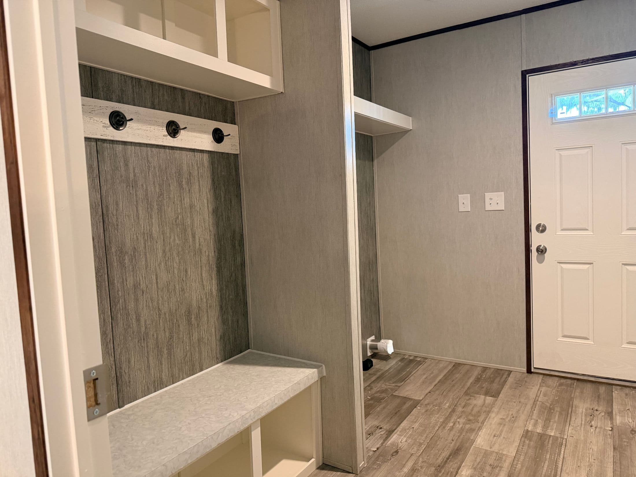 The moon stone   home features