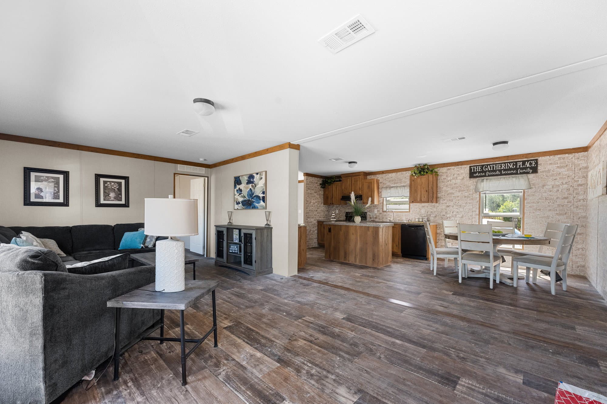 Sprinter interior home features