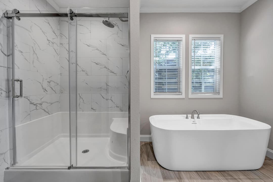 The jade bathroom home features