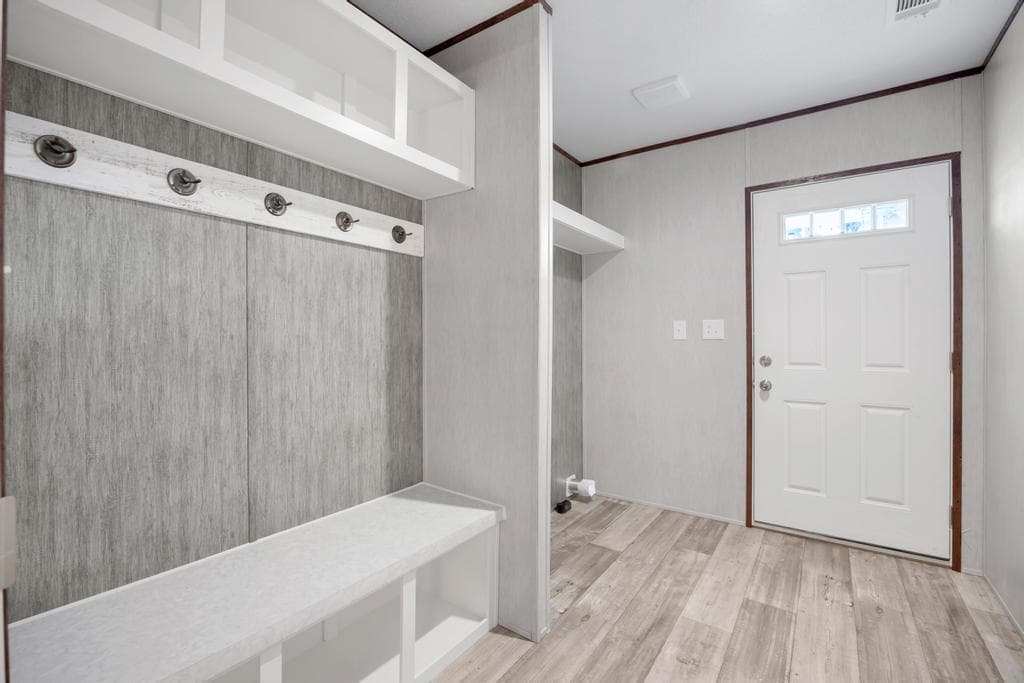The moon stone   home features