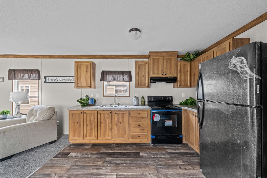Dash 3 kitchen and hero home features