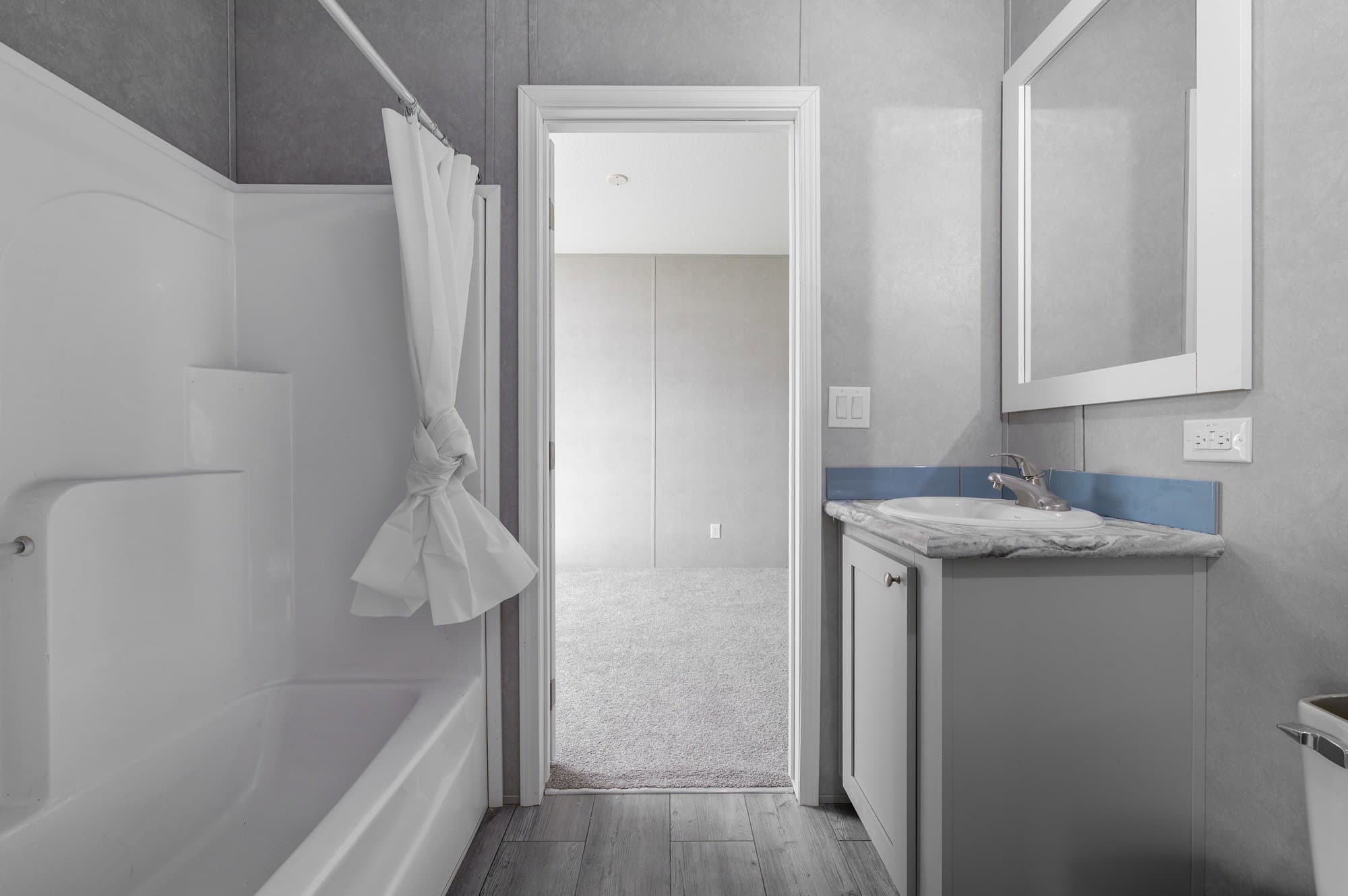 Keaton bathroom home features