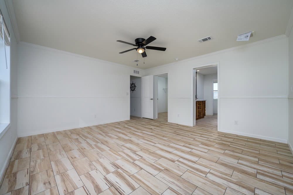 Tortuga bedroom home features