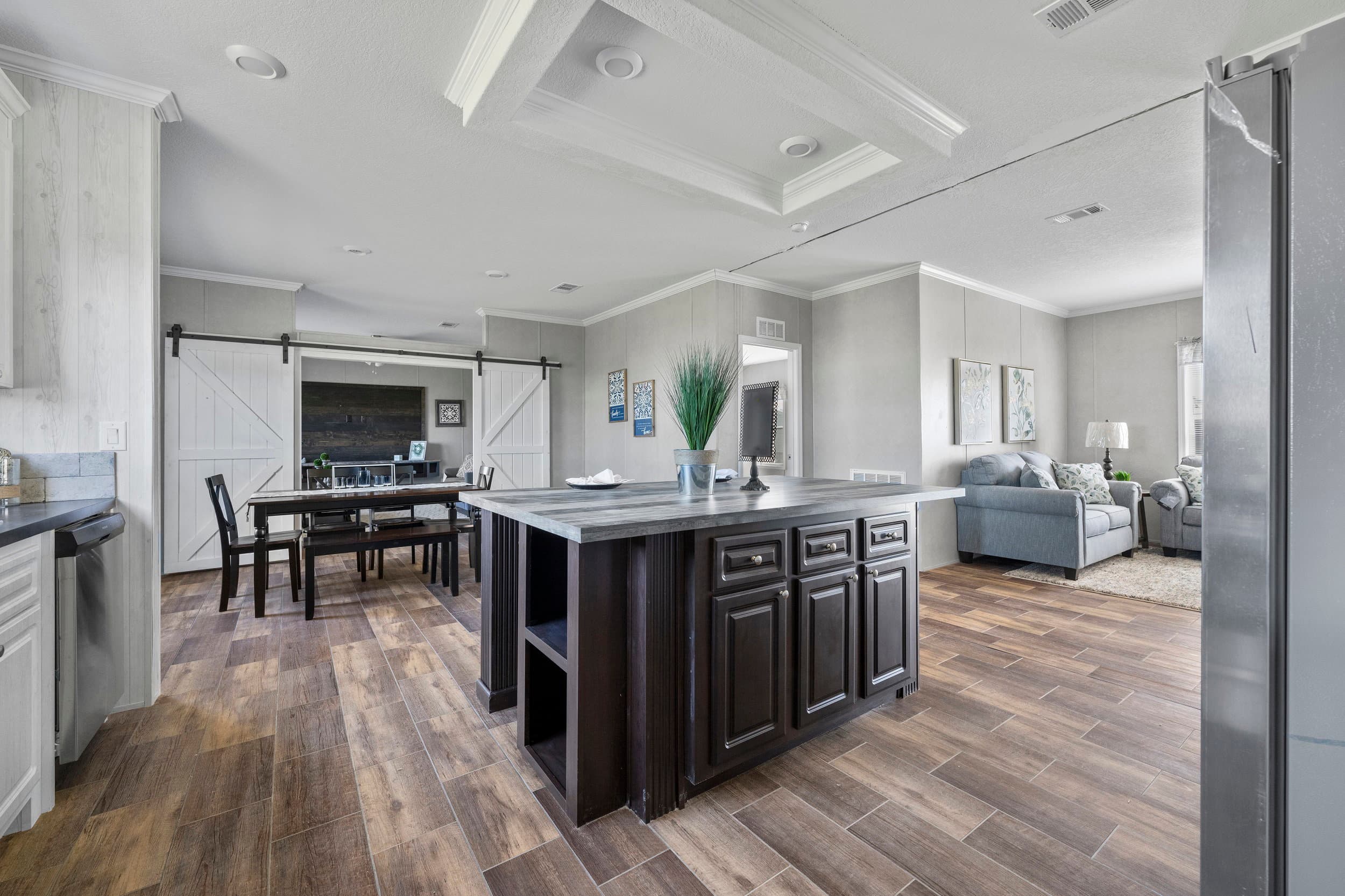 Keaton w/activity room kitchen home features