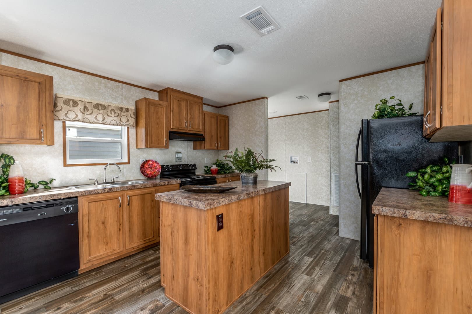 Sonic kitchen and hero home features