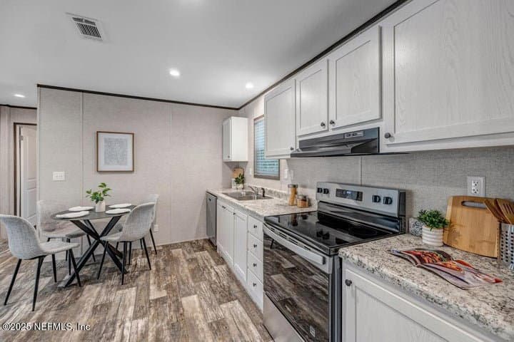 The beryl - 9942 billmore cir n, jacksonville, fl 32222 (move-in ready)  home features