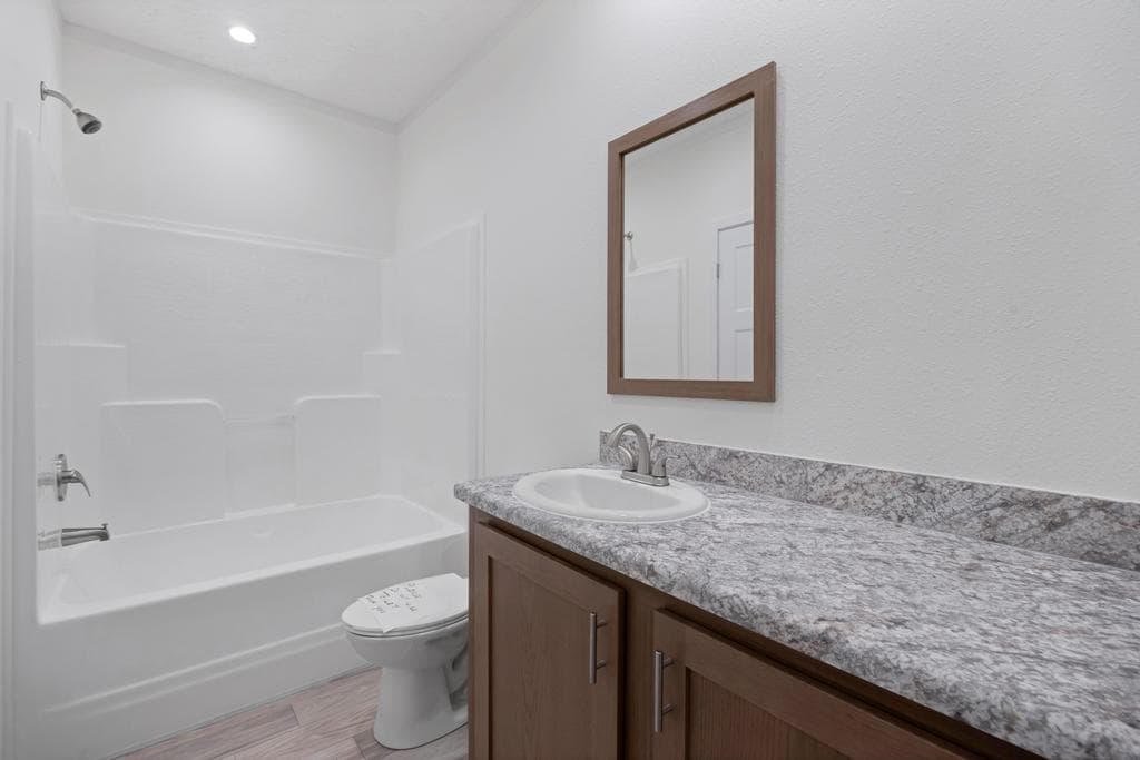 The topaz  home features