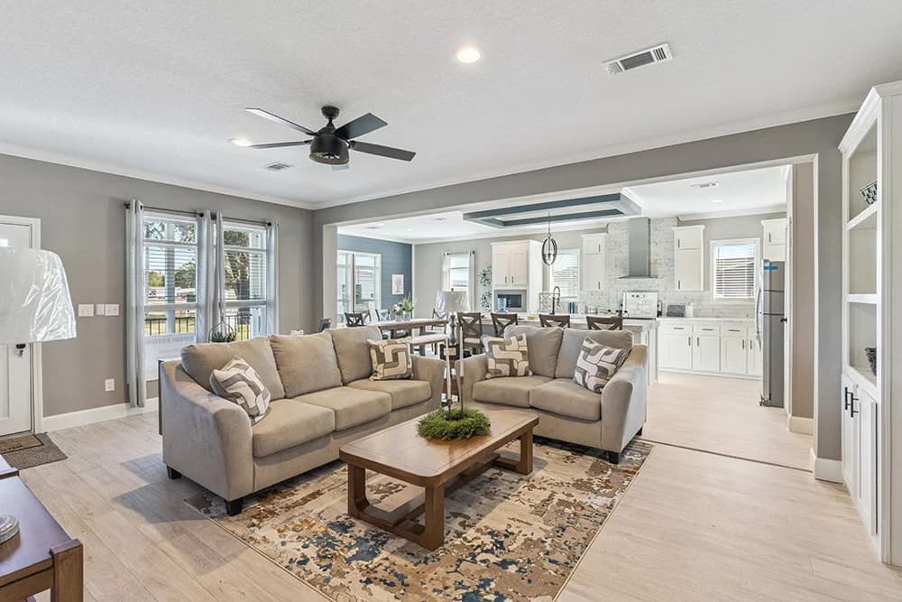 Cobblestone interior home features